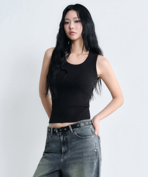 MUSINSA STANDARD WOMAN MUSINSA STANDARD WOMAN Women's Scoop Neck Tank Top (Size M)