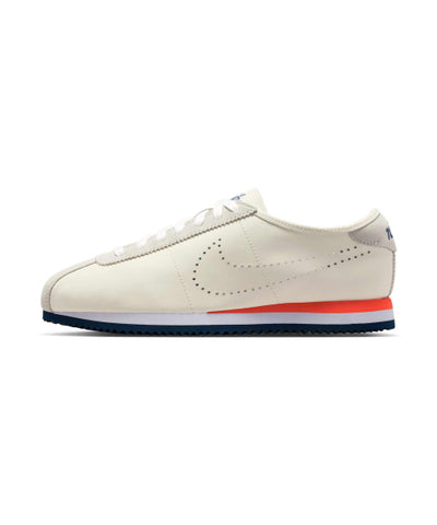NIKE Sneakers Women - Size