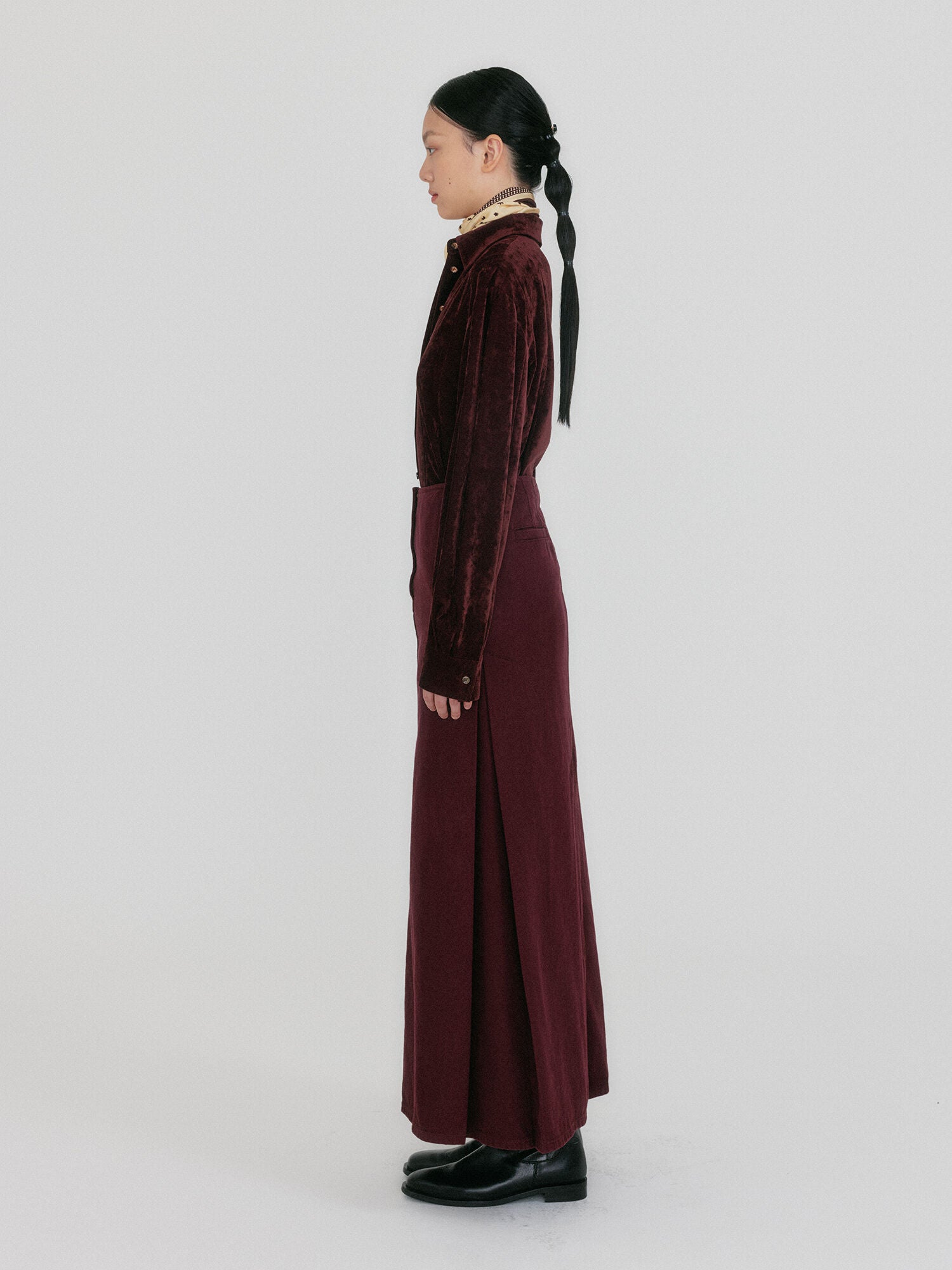 EENK ZOAN Straight Denim Skirt - Burgundy