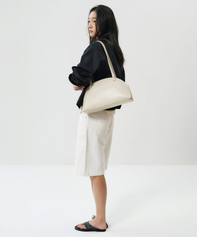 MUSINSA STANDARD WOMAN Women's Half Moon Shoulder Bag [Mushroom]