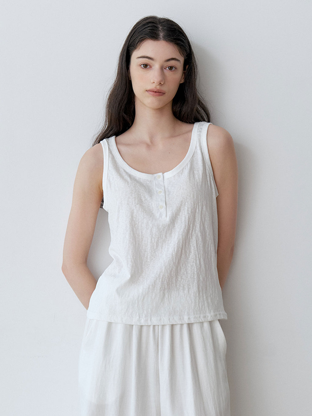 Le' Studio [Summer daily tank top] DRY HENLEY SLEEVELESS TEE (IV)