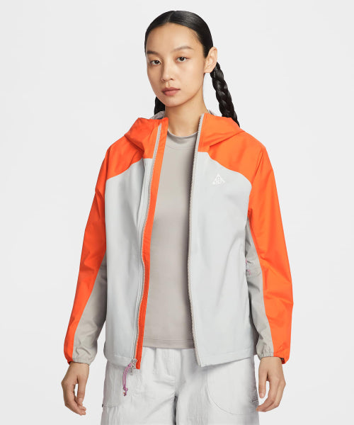 NIKE NIKE ACG Phantasma Storm Fit ADV Jacket W - Safety Orange