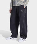 ADIDAS ADIDAS Shoemaker Graphic Fleece Pants - Black
