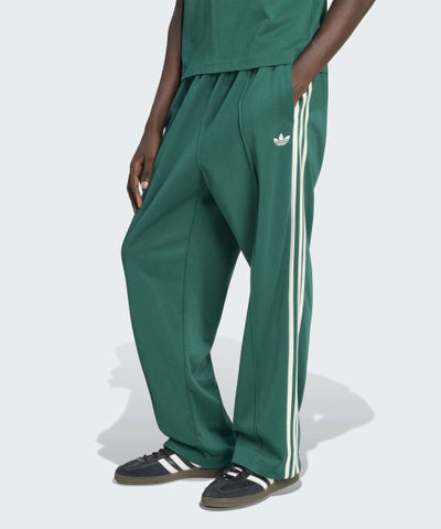 ADIDAS Baggy Track Pants - Green