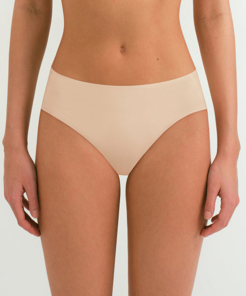 MUSINSA STANDARD WOMAN MUSINSA STANDARD WOMAN Women's Seamless Free Cut Panties Light Beige