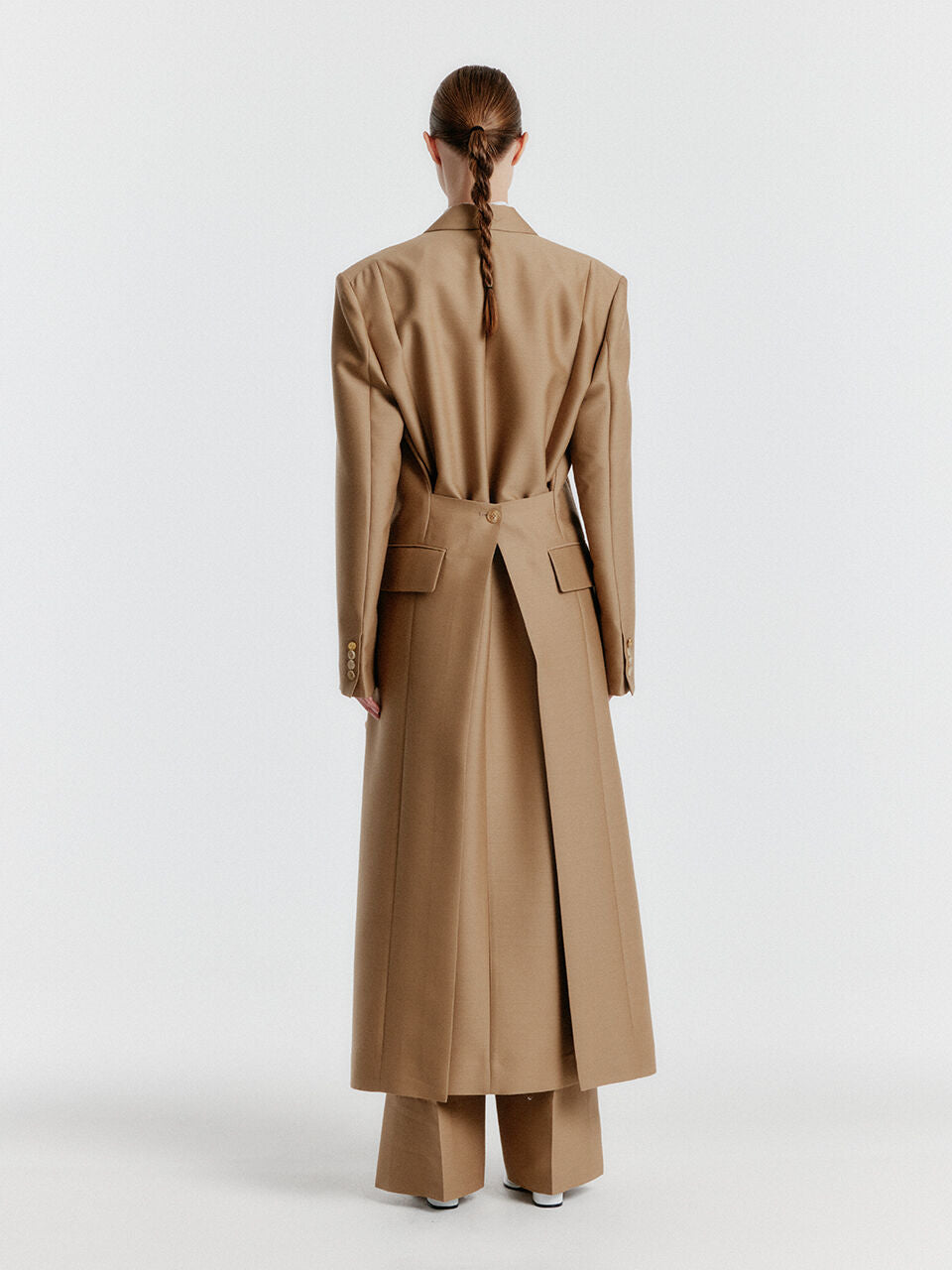EENK YALE Peaked lapel Tailored Long Coat - Beige