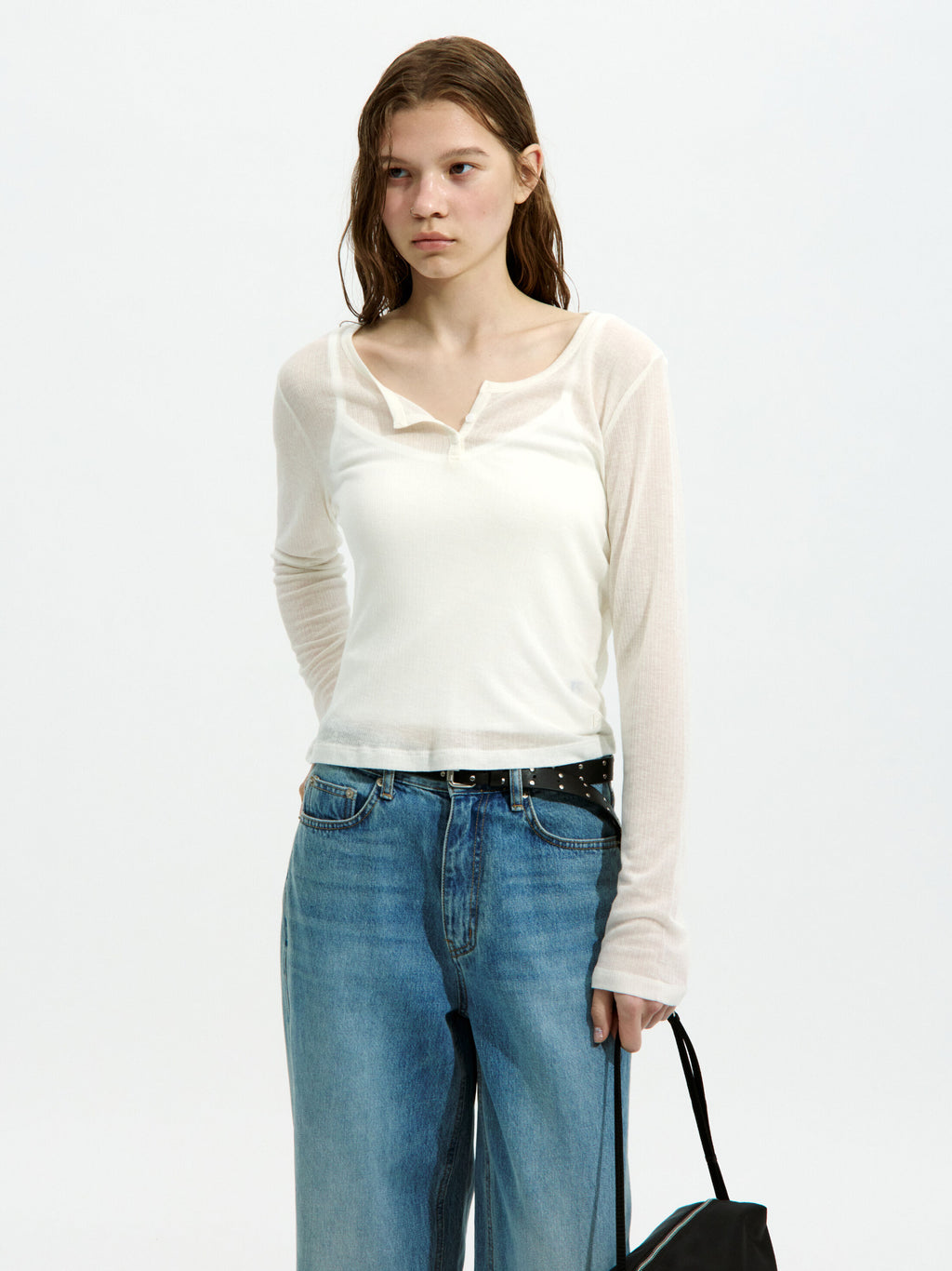 LOW CLASSIC HENRY NECK LONG SLEEVE T-SHIRT_IVORY_LC252TS03IV