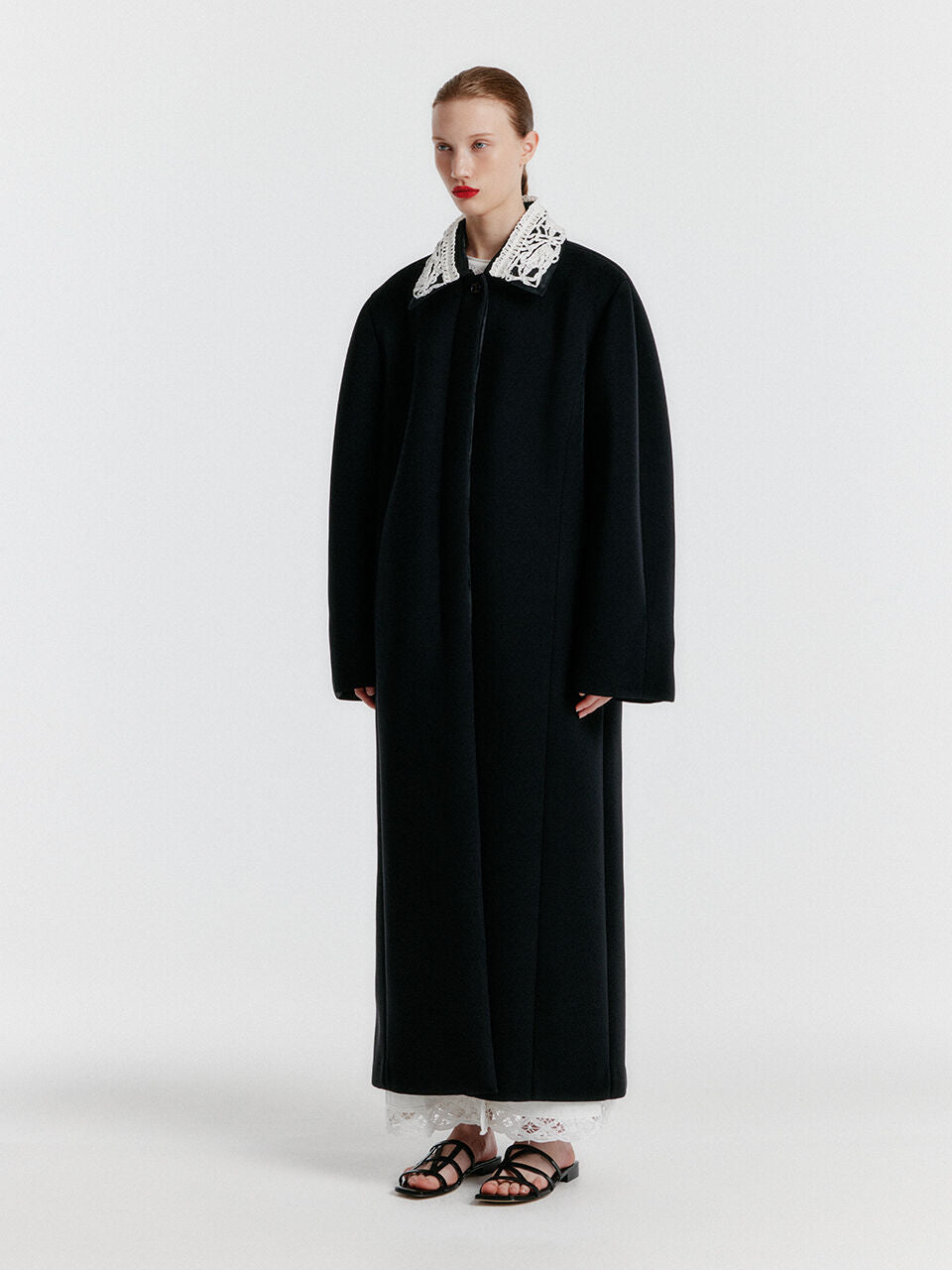 EENK Single-breasted Coat With Detachable Lace Collar