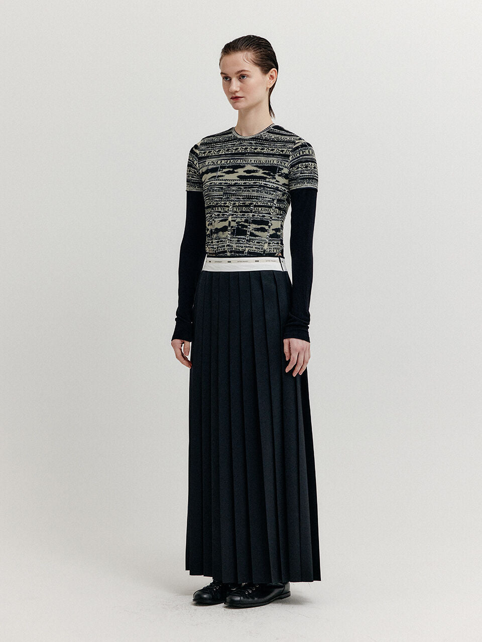 EENK EENK XOVEL Pleated Maxi Skirt - Black