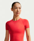 NIKE NIKE T-Shirt Women - Light Crimson