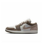 NIKE Nike Sneakers Size