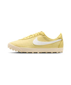 NIKE NIKE Sneakers Soft Yellow