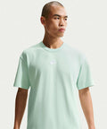 NIKE NIKE T-Shirt M - Barley Green