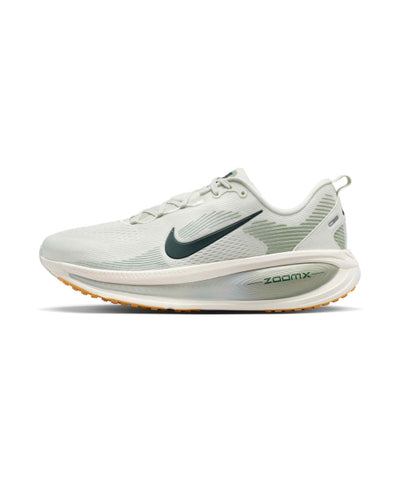 Nike Vomero 18 M - Size 10
