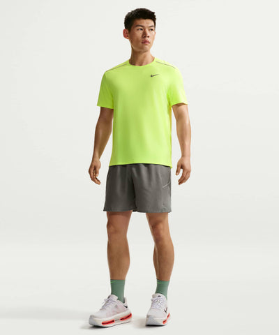NIKE Running Shorts M - Smoke Gray