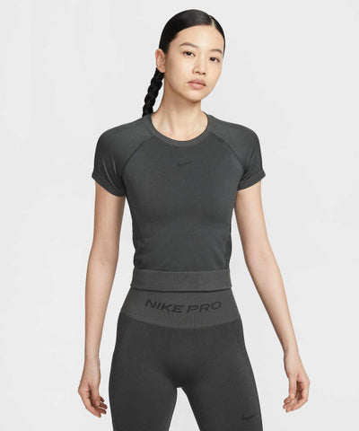 NIKE T-Shirt Women - Dark Smoke Gray