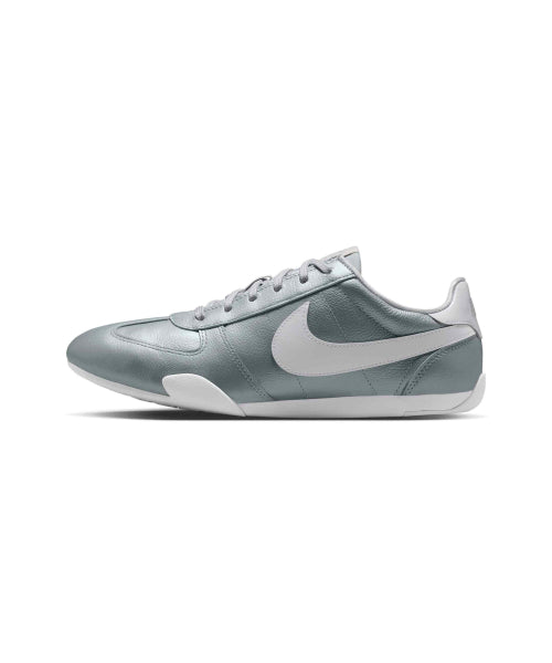 NIKE NIKE Sneakers Metallic Silver