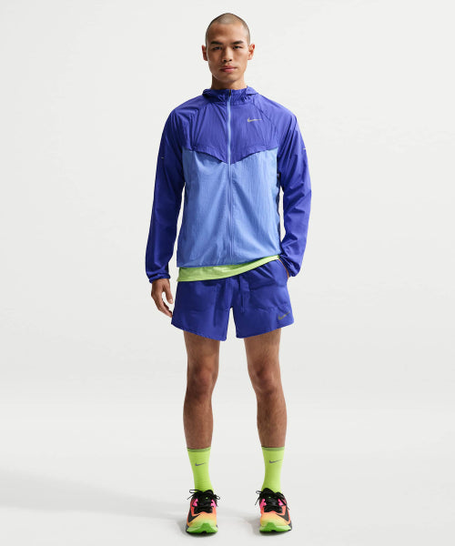 NIKE NIKE Stride Dry Fit Running Shorts M - 5 Inch