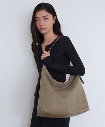 MUSINSA STANDARD WOMAN Slouchy Shoulder Bag Taupe