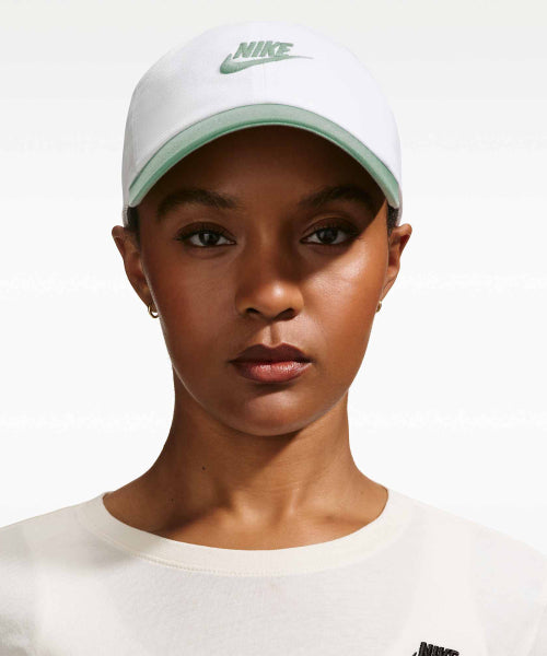 NIKE NIKE Club Unstructured Futura Wash Cap - White