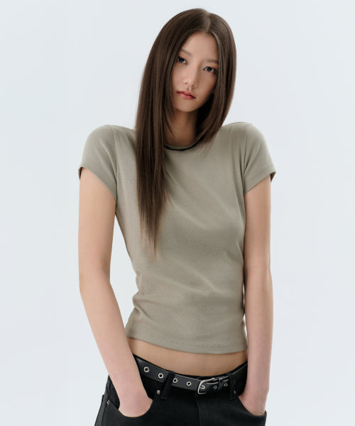 MUSINSA STANDARD WOMAN MUSINSA STANDARD WOMAN T-Shirt Slim Crew Neck [Khaki Beige]