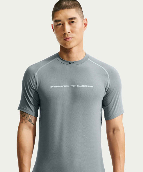 NIKE NIKE T-Shirt M - Cool Grey:Wolf Grey:Black