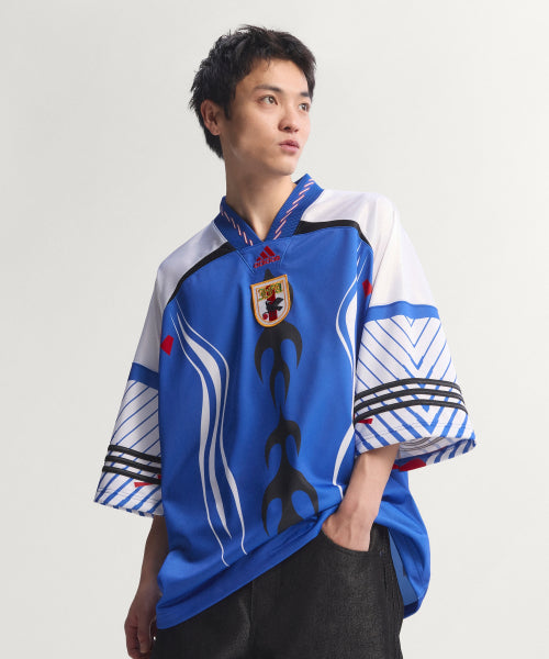 ADIDAS ADIDAS Bringbags Remix T-Shirt