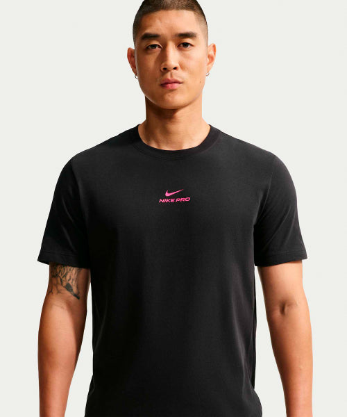 NIKE Nike T-Shirt M - Black:Hyper Pink