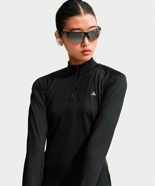 NIKE NIKE ACG Wildsea Quarter Zip Long Sleeve T-Shirt