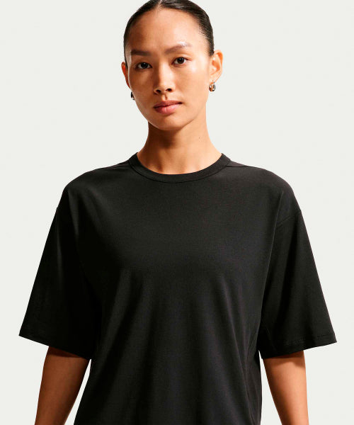 NIKE NIKE T-Shirt Women - Black: Dark Smoke Gray