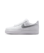 NIKE Nike Sneakers Air Force 1 07 M - White:Metallic Silver