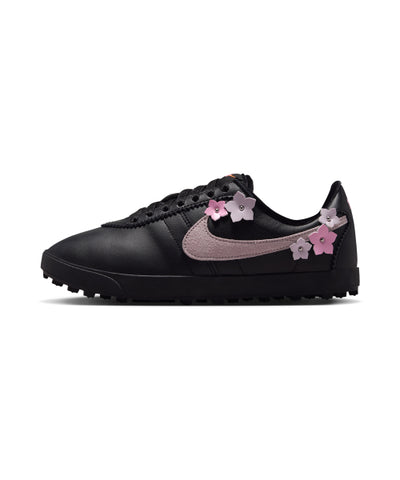 NIKE Sneakers Size
