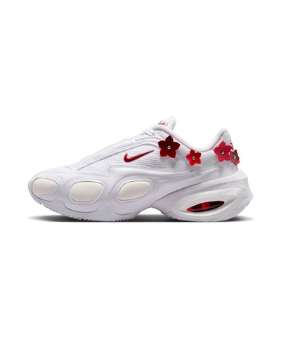 NIKE Air Max Muse W - White: University Red: Metallic Silver: Tough Red