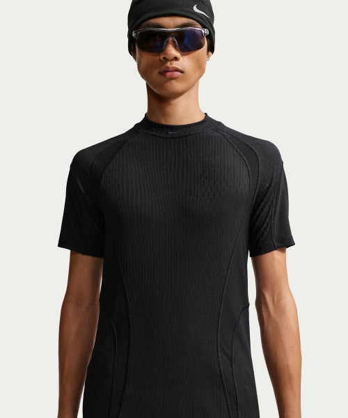 NIKE NIKE T-Shirt M - Black