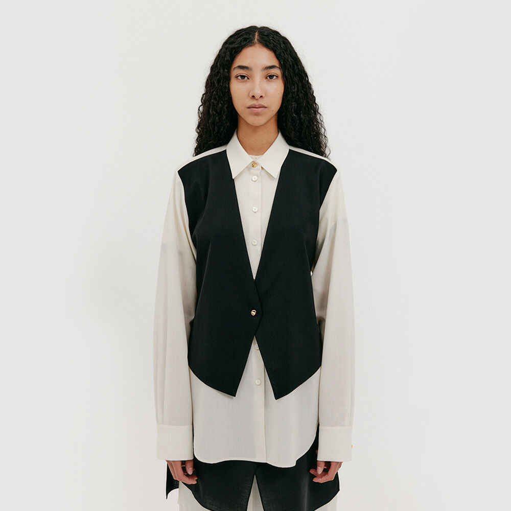 EENK Vest Layered Shirt - Ivory/Black