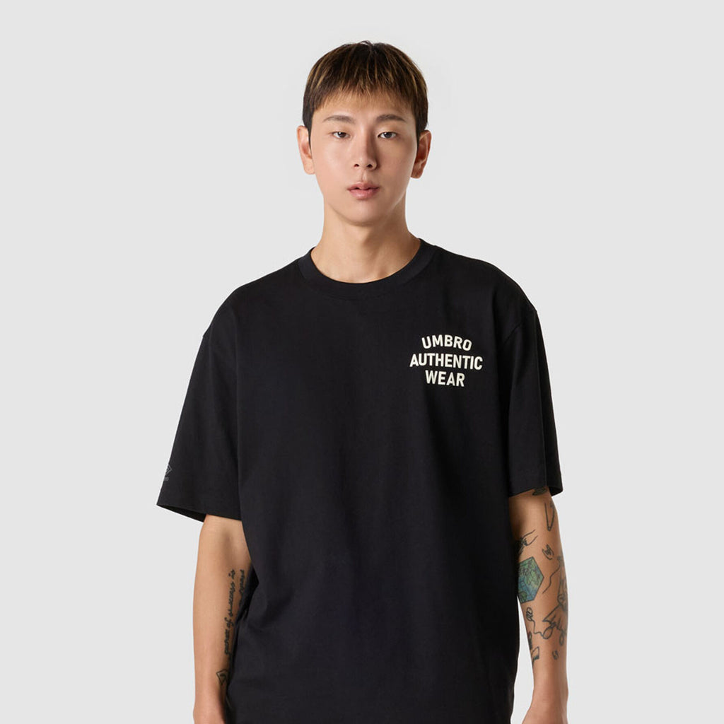 UMBRO Flock graphic short sleeve t-shirt black (UQ323CRS82)