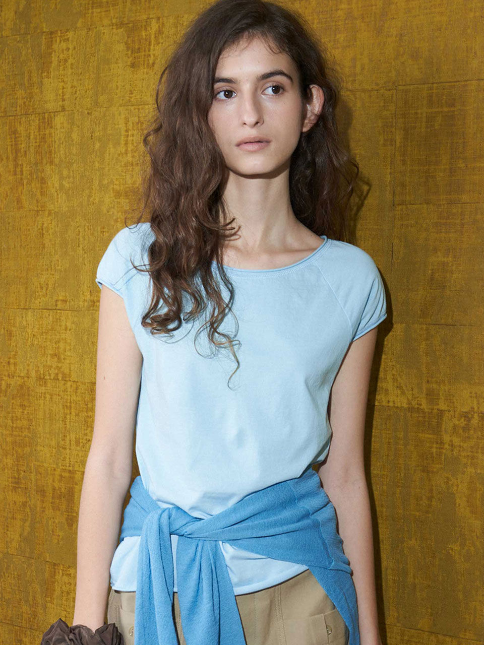 THE RYE Round Neck Cap Sleeve T-Shirt(Light Blue)