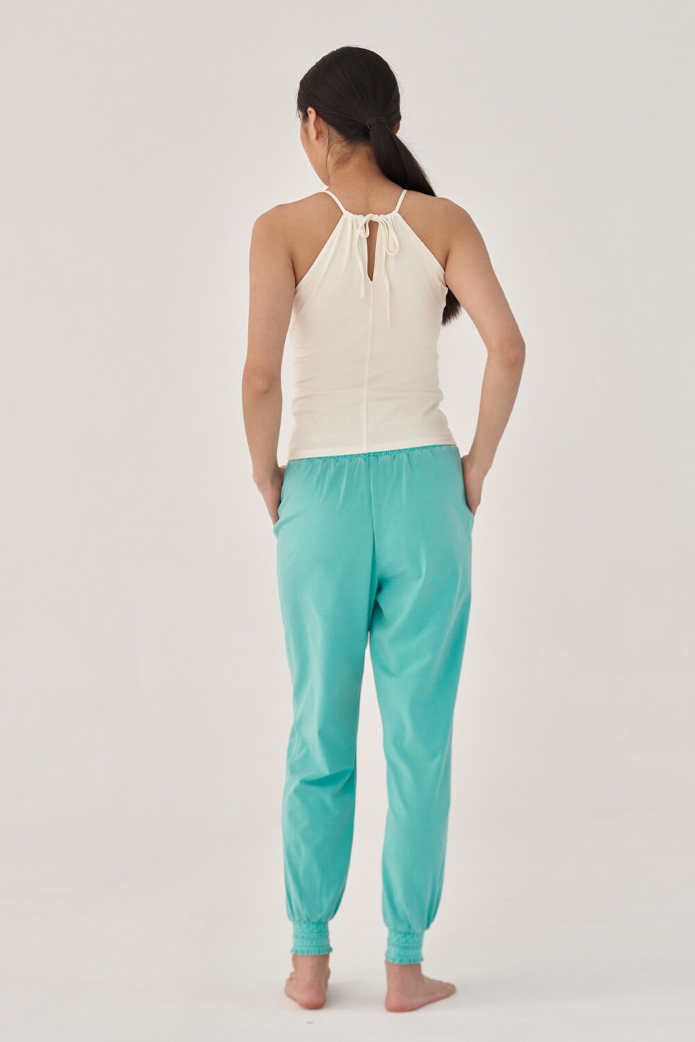 OZEZ OZTI4008 Keyhole Halter Neck Camisole - Ivory