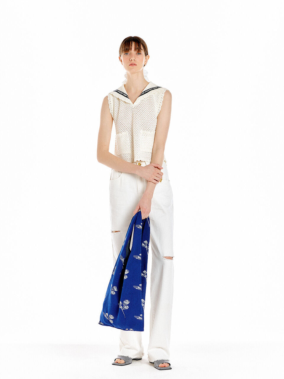 EENK UTA Lettering Point Knit Vest - Ivory