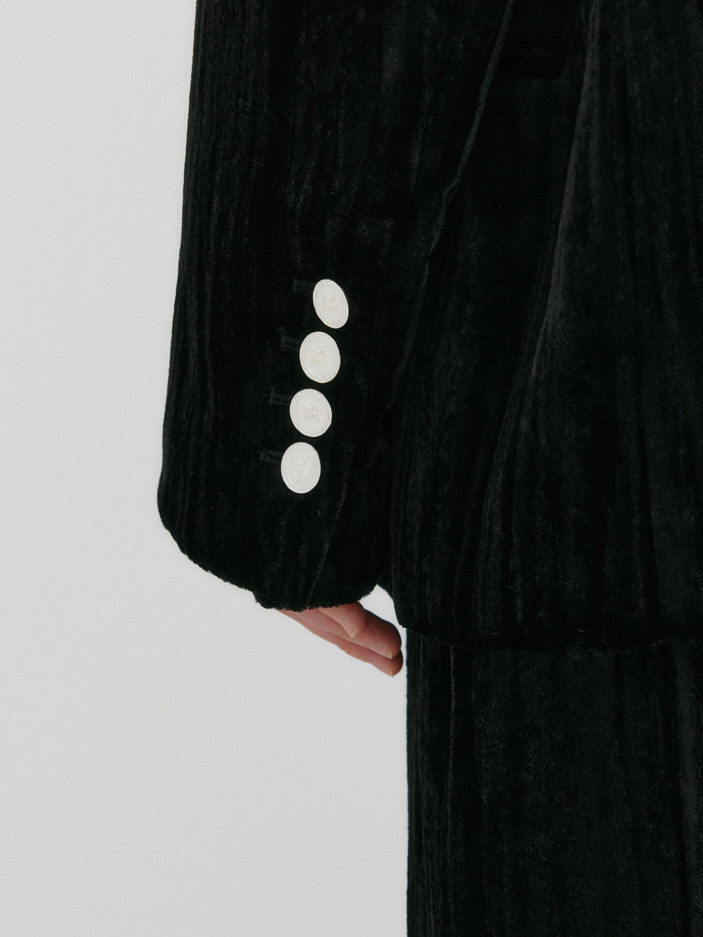 EENK ZOVIET Shawl Collar Single-Button Jacket - Black