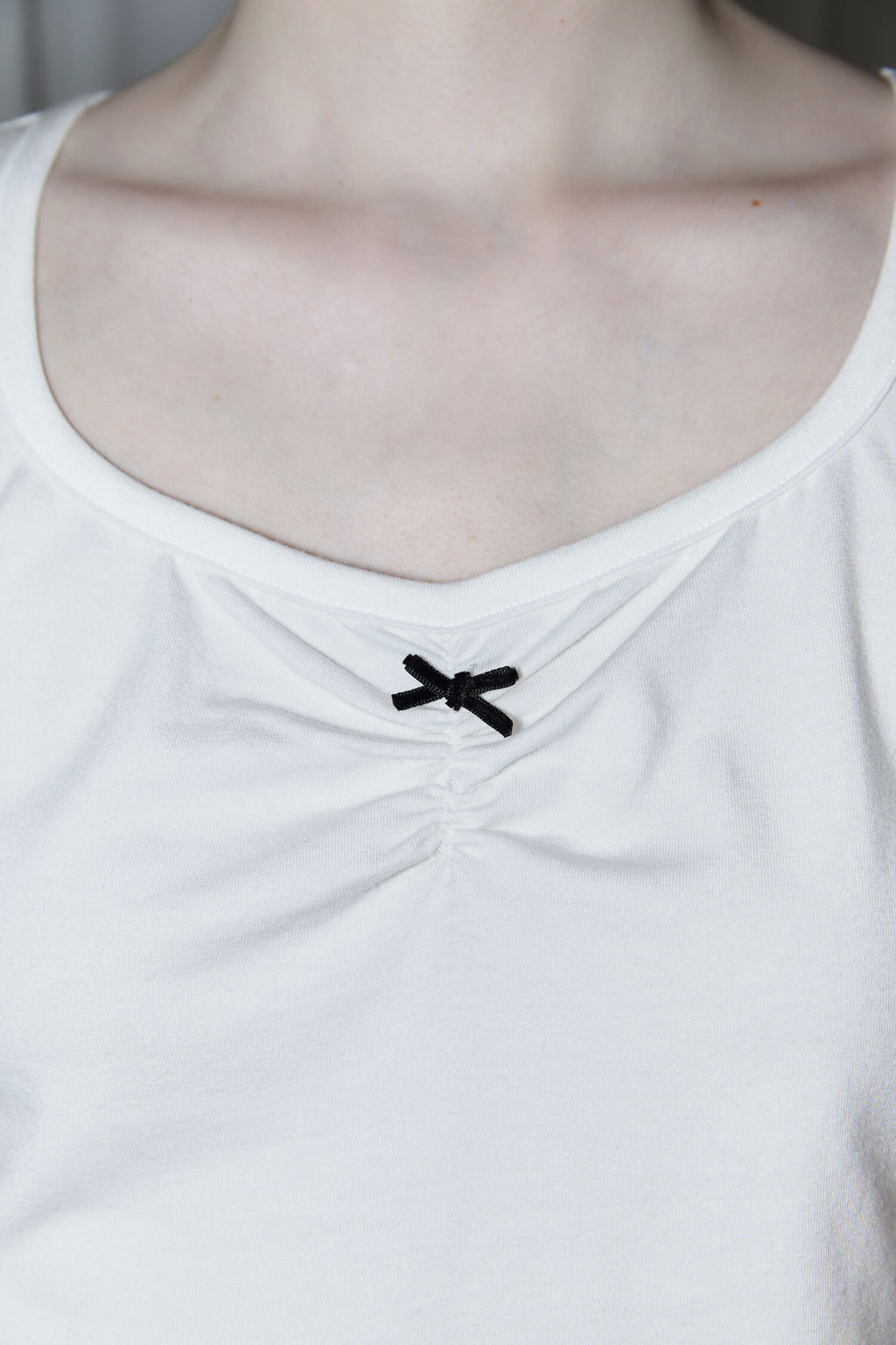 SINOON Round Shirring T-Shirt (White)