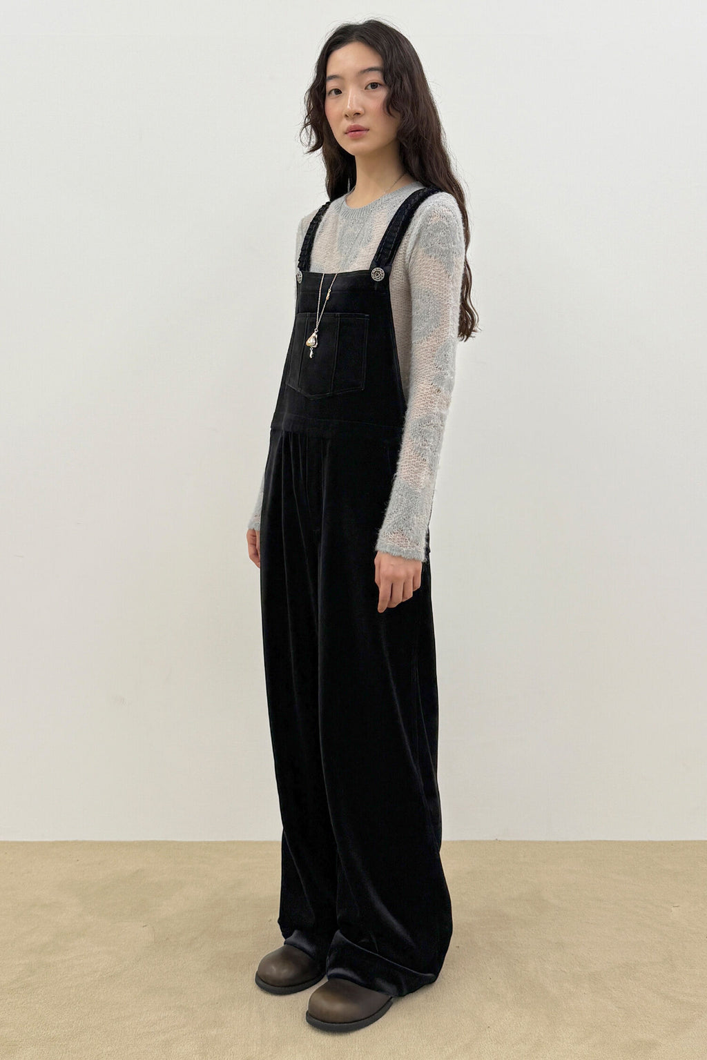 SINOON SINOON Vintage Rose Velvet Overall (Black)