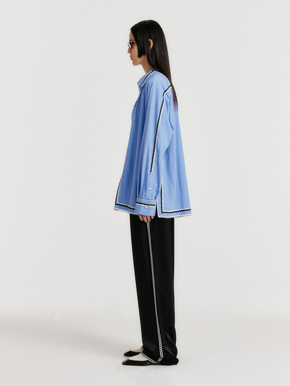 EENK EENK YOLO Oversized Lace Trim Shirt - Blue
