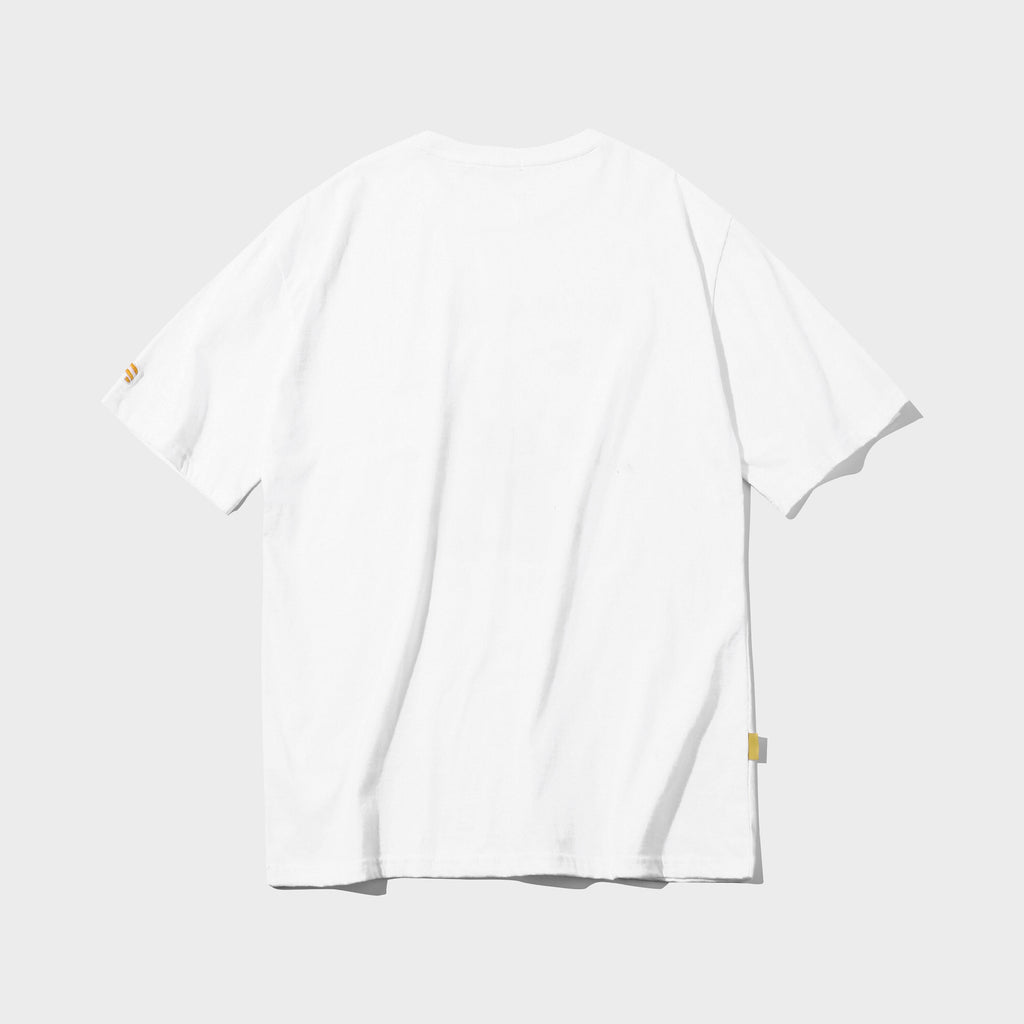 MAINBOOTH [Pat and Mat] QnA T-shirt (white)