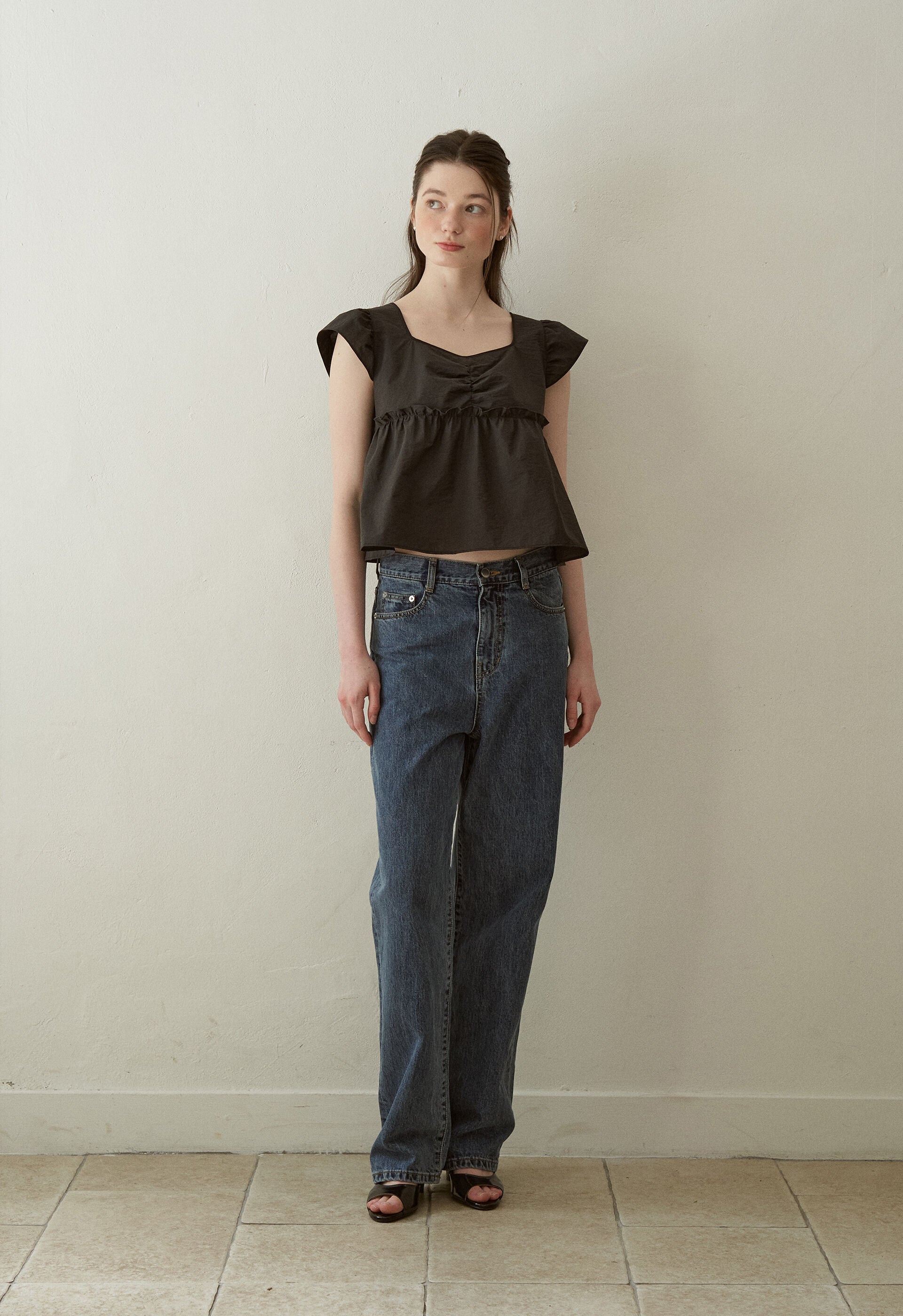 J'ASP Blossom Ribbon Crop Top (Black)