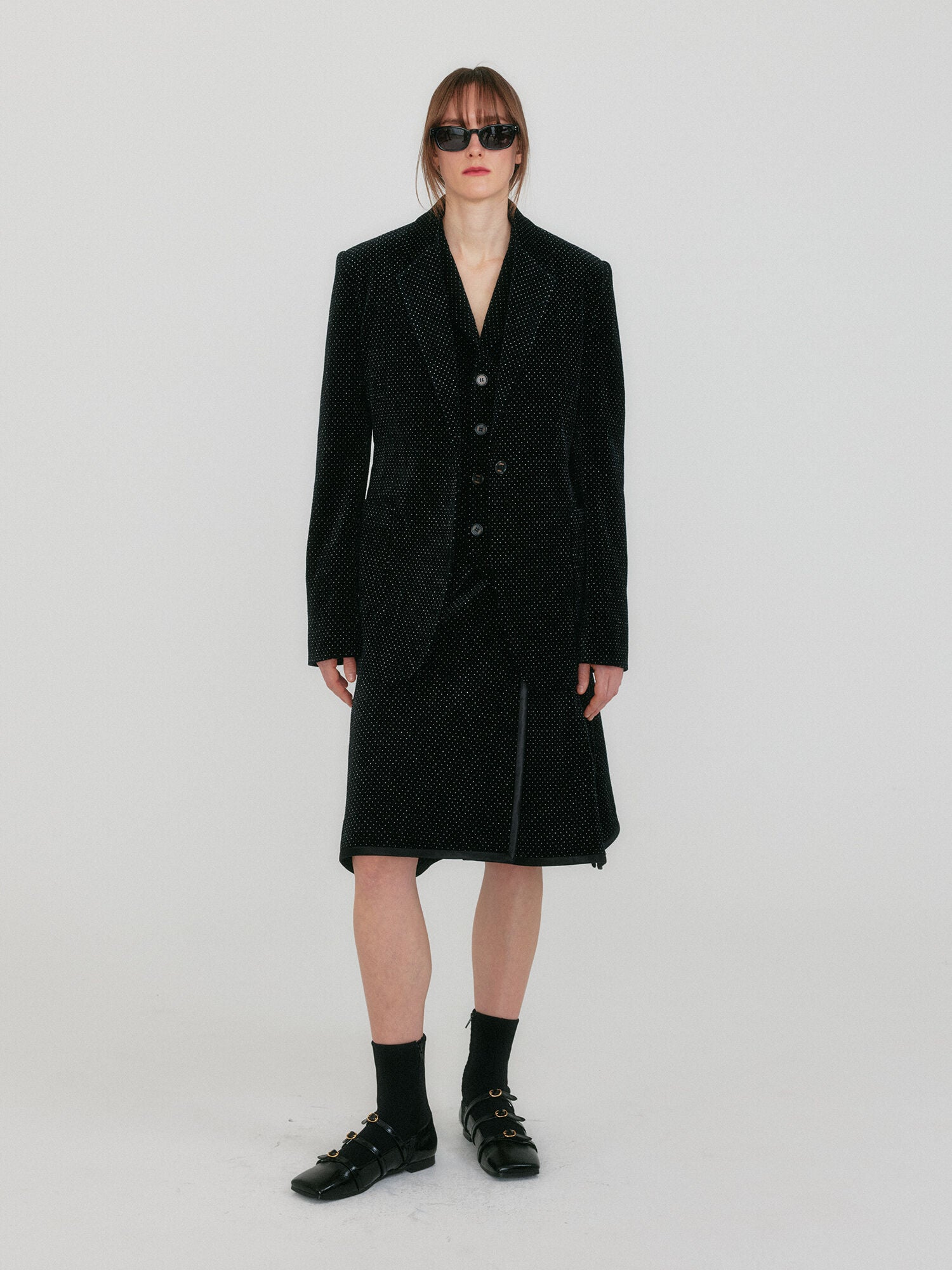 EENK ZAKIT Single-Breasted Blazer with Brooch - Black Velvet