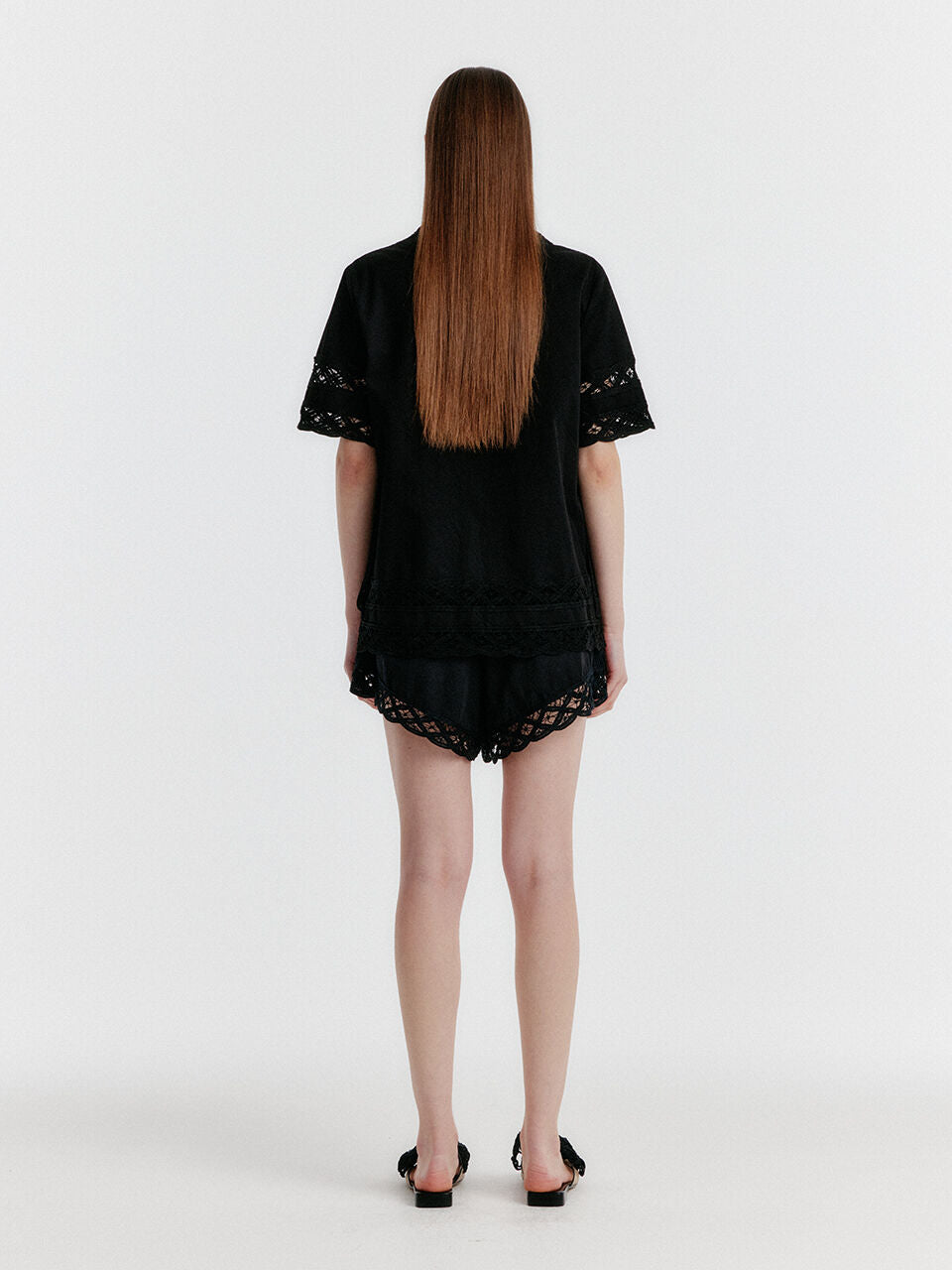 EENK [Girls’ Generation Yoona wearing] YAN Trunk Shorts - Black