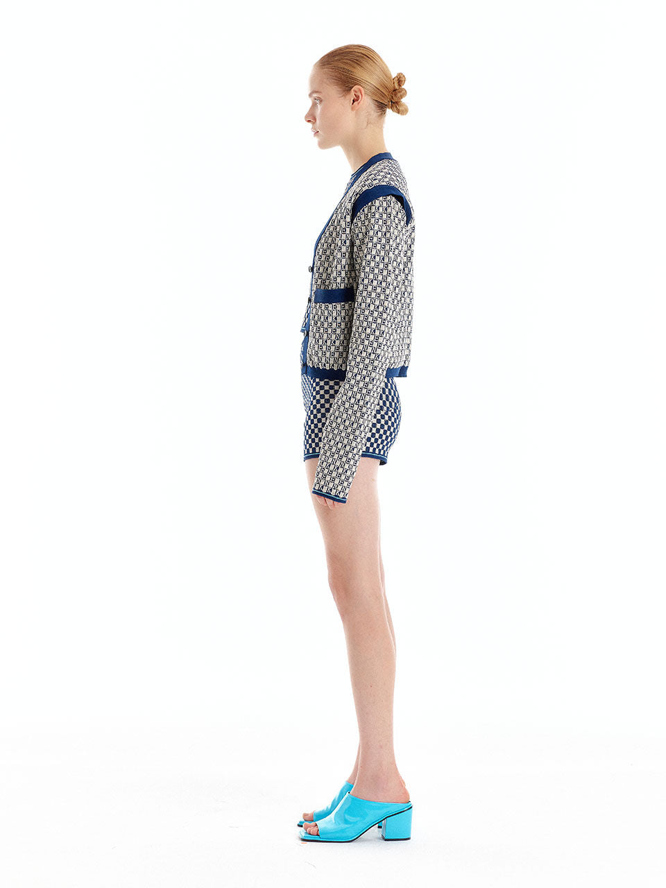 EENK EENK ULTRA Gingham Vest Cardigan - Ivory/Navy