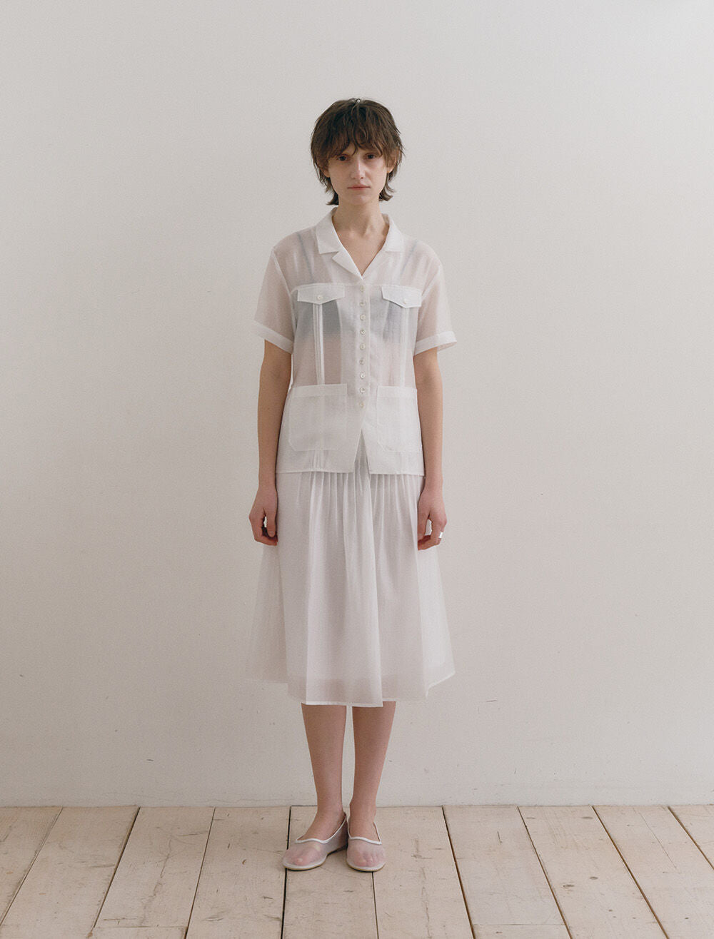 LOW TIDE SILKY HALF SLEEVE SHIRT [WHITE]