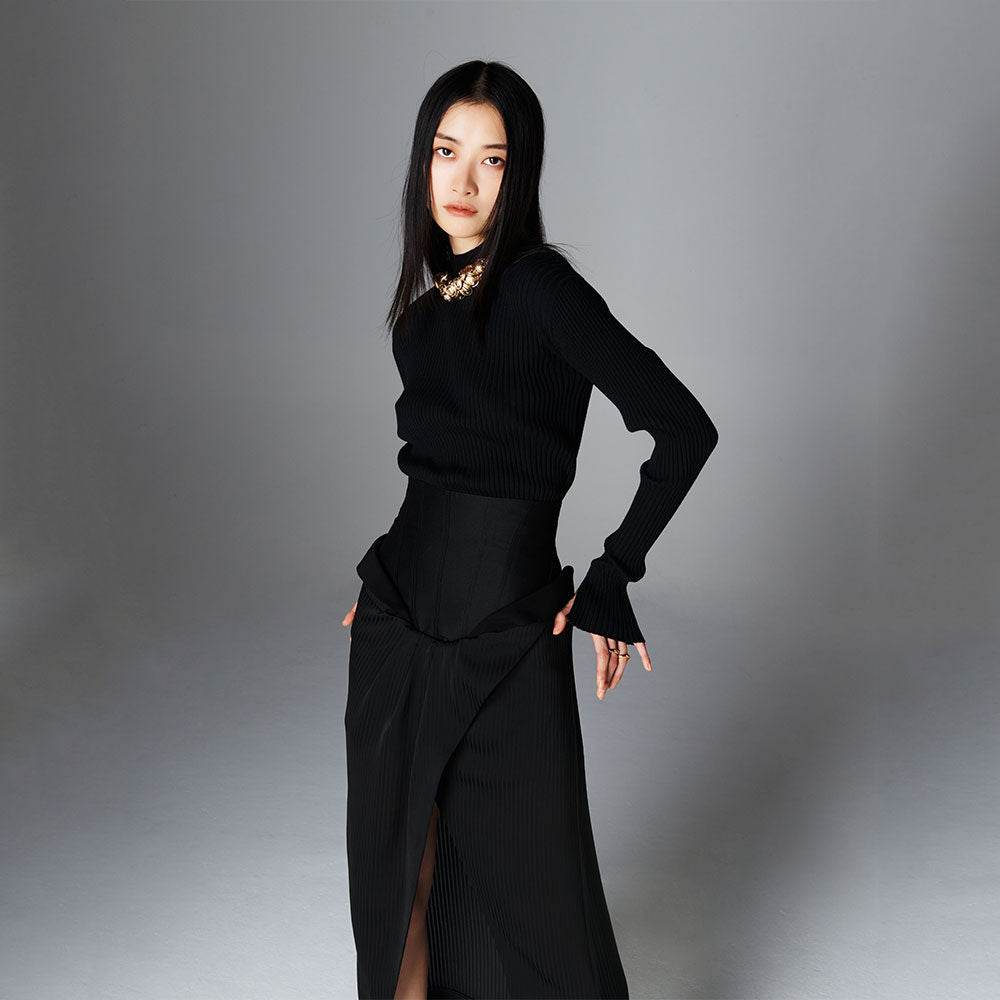 YCH KNITTED TOP BLACK (F23KT813BK)